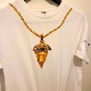 Crooks and castles t shirt